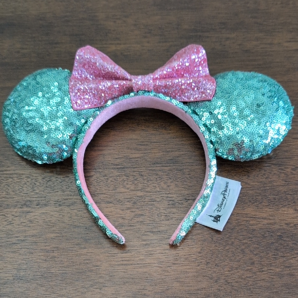 Sparkly Sequin Minnie Mouse Ears